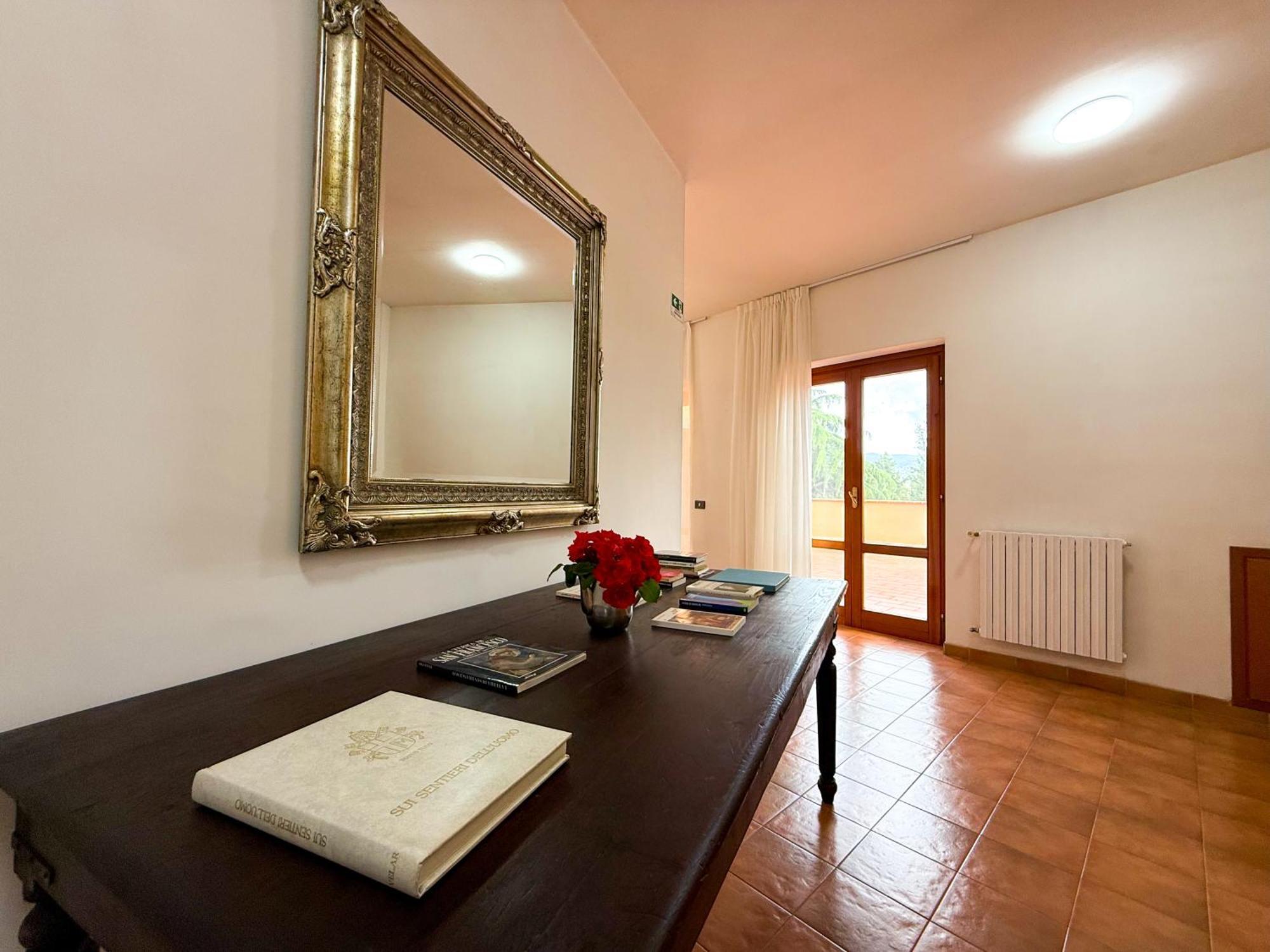 Villa Due Leoni - Casa Per Ferie Hotel